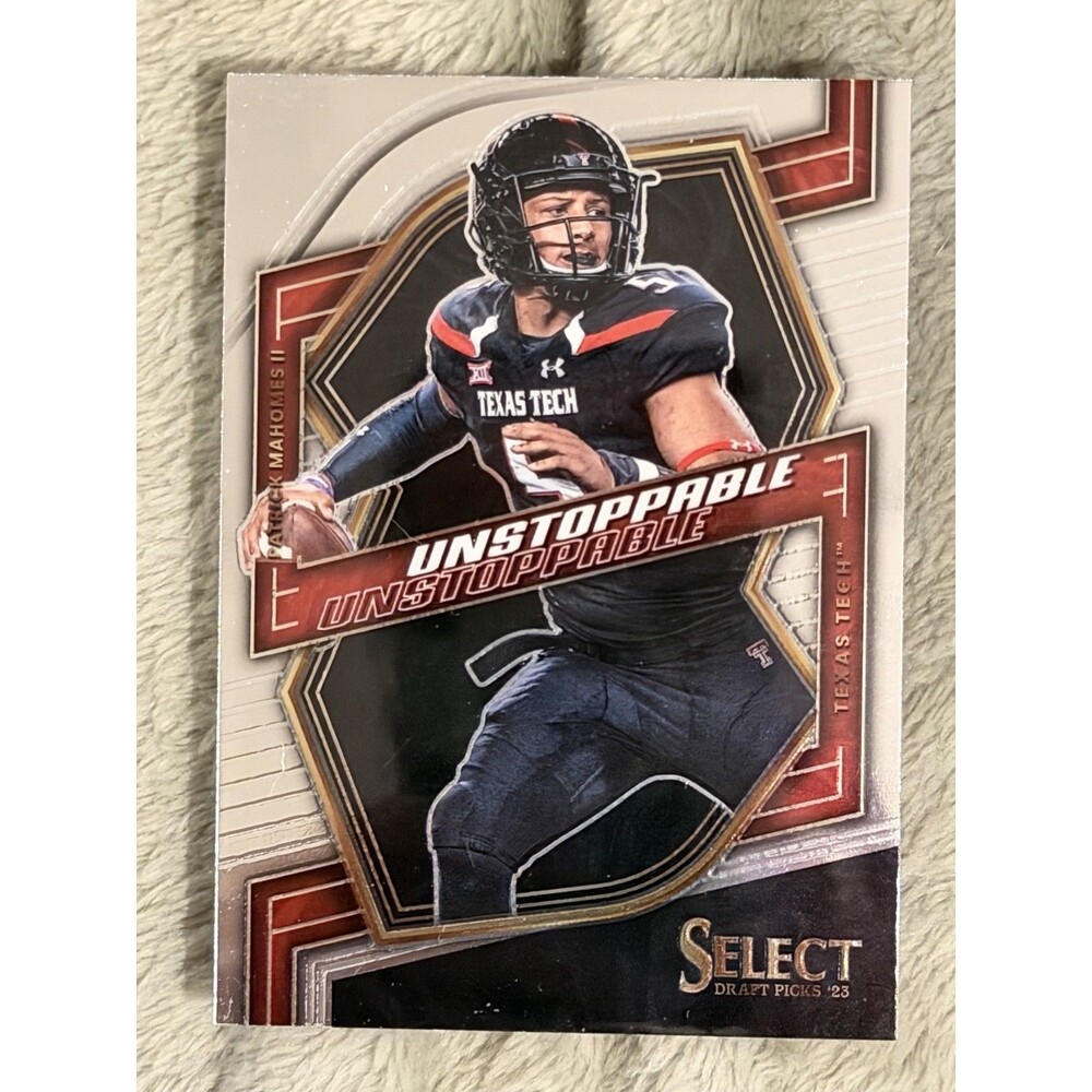 2023 Panini Select Draft Picks - Unstoppable Patrick Mahomes II #UN-16